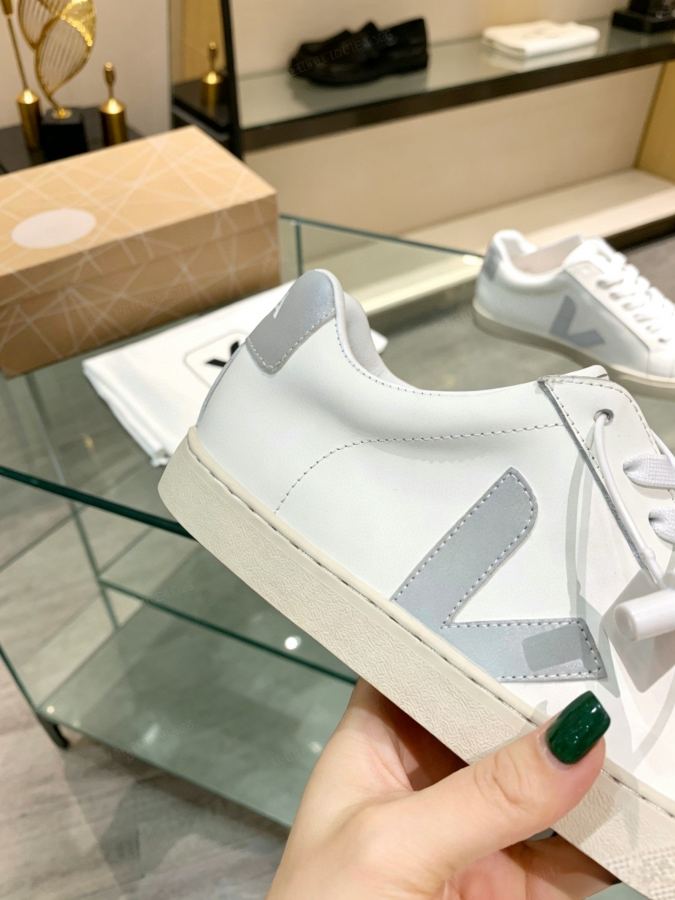 Fabbrica di scarpe da donna RV — photo 8