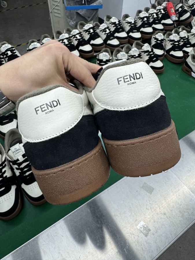 Fendi women's shoes LJ FENDI Match sneaters Fendi 20 0 05mm logo 36 5 37 38 5 39 40 5 — AAA Quality Replica — photo 6