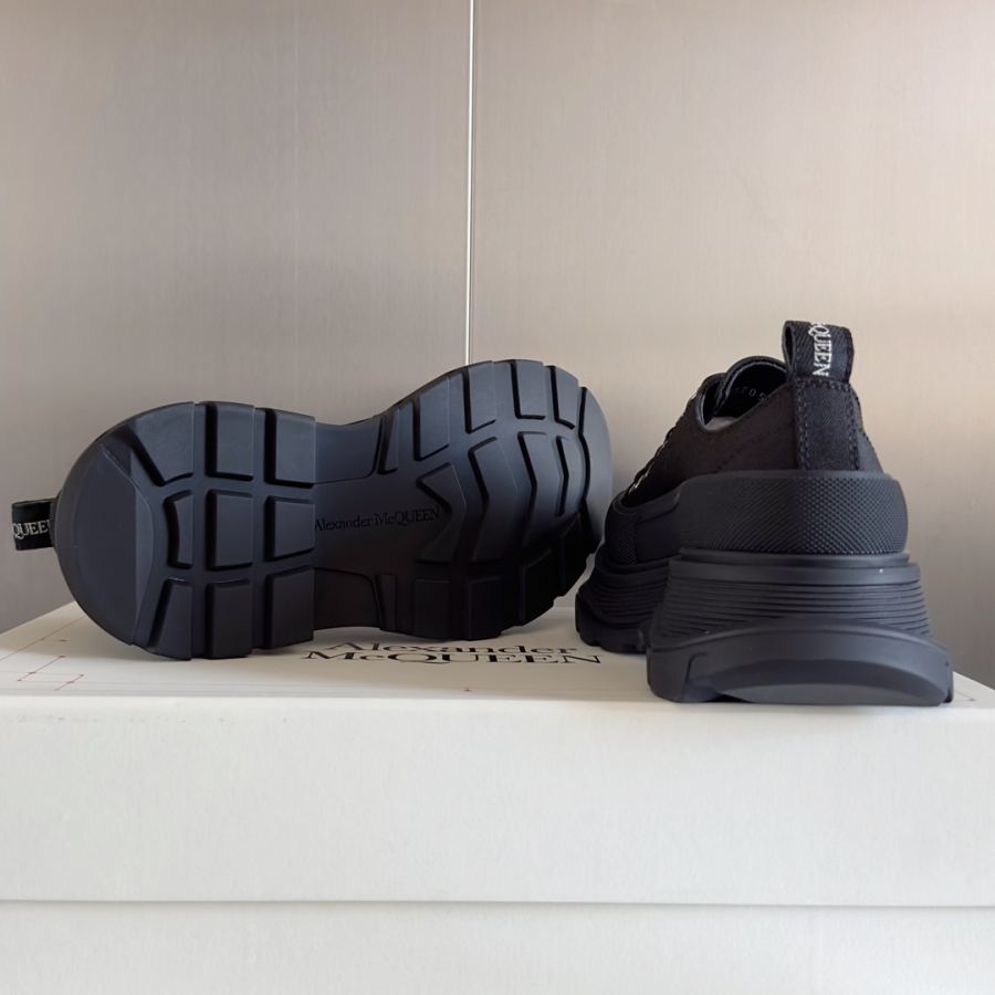 Scarpe da Donna Alexander Mc Queen Versione Top: versione da donna e versione da uomo — photo 9