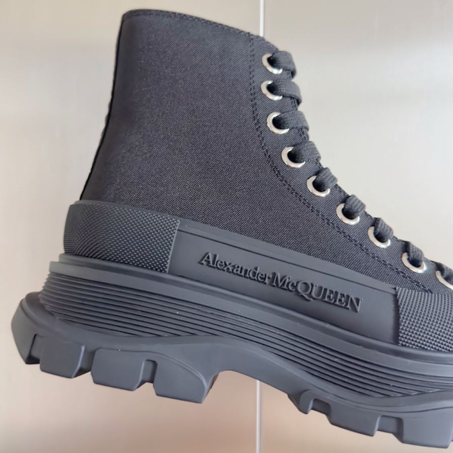 Alexander Mc Queen Women's Shoes Top version: Lace-up for women and men — 1:1 Replica For Sale — photo 8