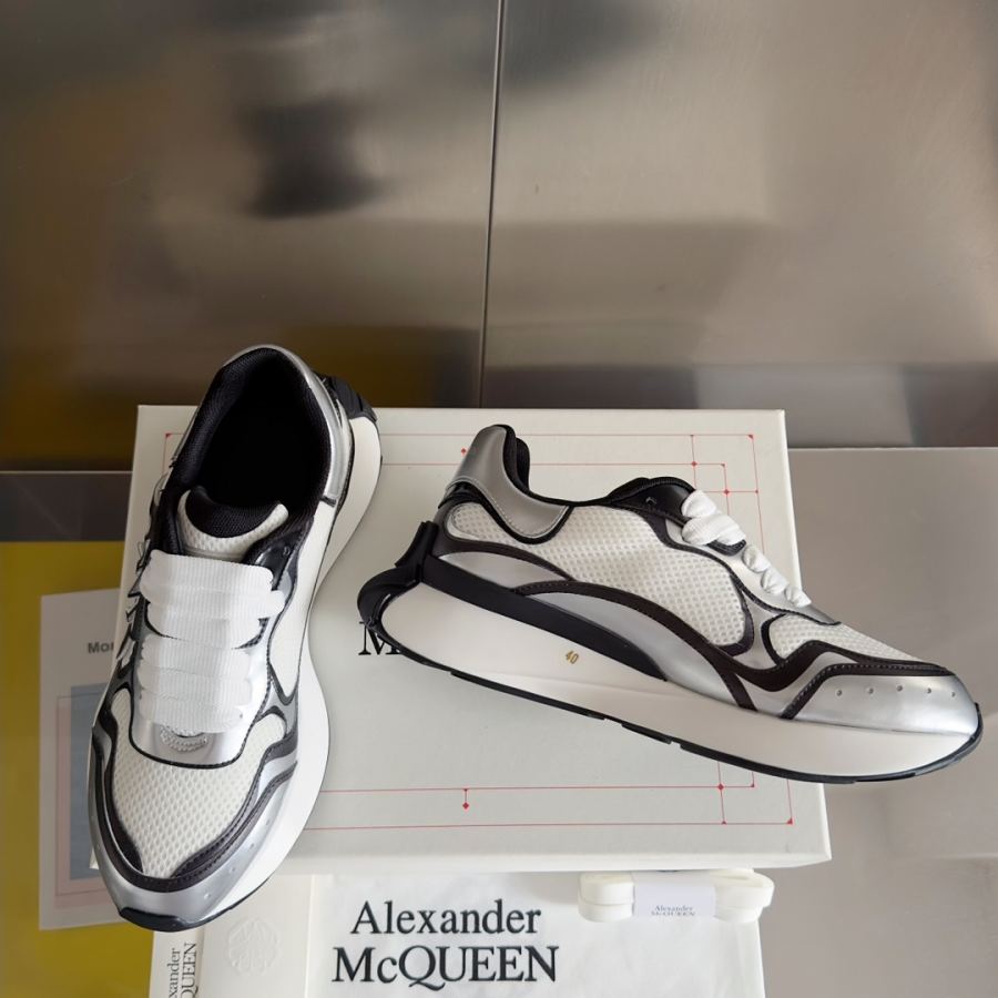 Alexander Mc Queen Women's Shoes Top version: women’s size men’s size +20 — Premium Replica — photo 3
