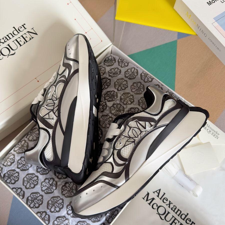 Alexander Mc Queen Women's Shoes Top version: women’s size men’s size +20 — Premium Replica — photo 6