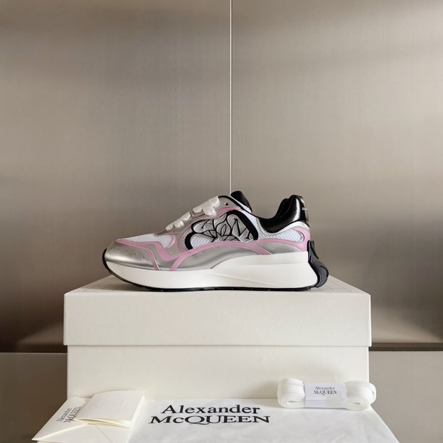 Alexander Mc Queen Women's Shoes Top version: women’s version — 1:1 Replica — photo 5