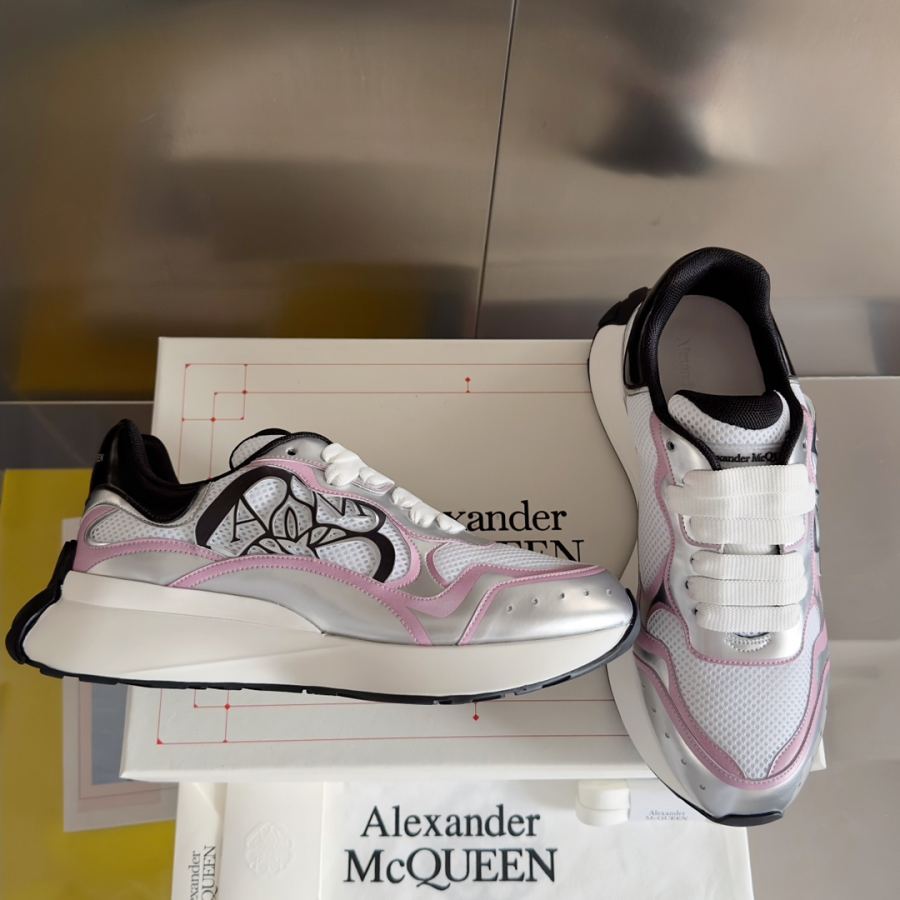 Alexander Mc Queen Women's Shoes Top version: women’s version — 1:1 Replica — photo 2