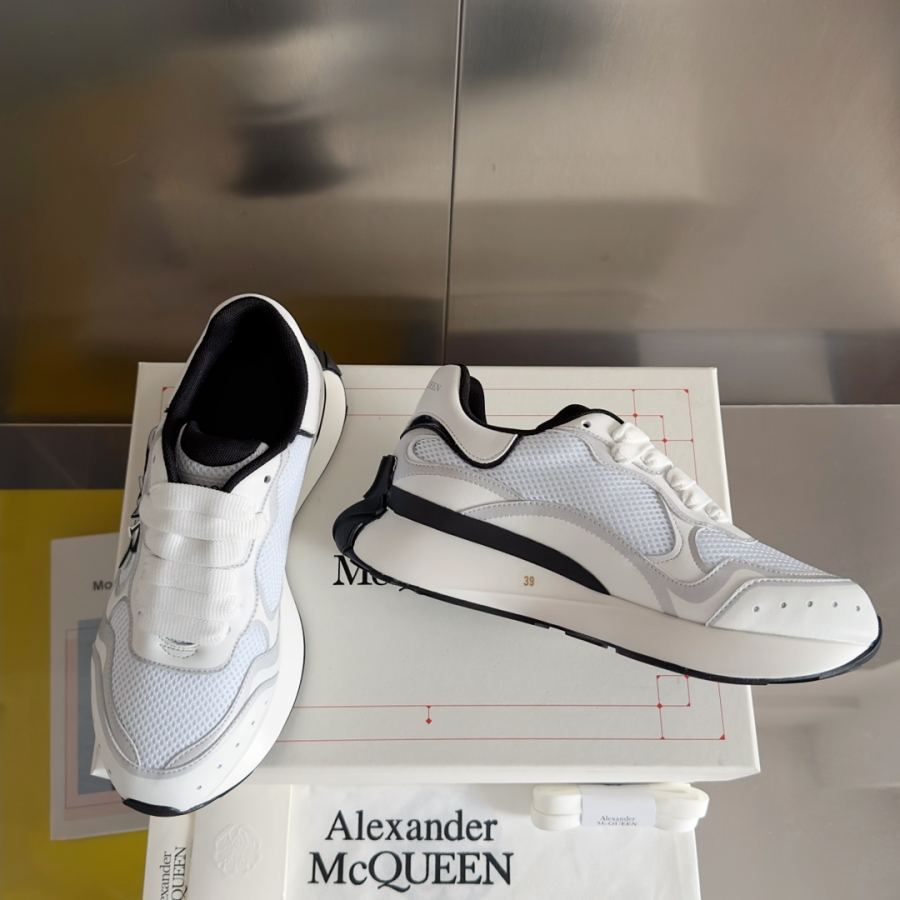 Alexander Mc Queen Women's Shoes Top version: women’s size men’s size +20 — Premium Replica — photo 3