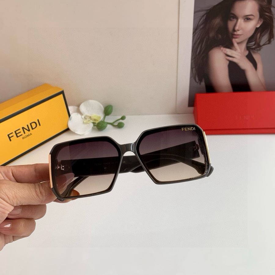 fendi glasses FENDI sunglasses, high quality fashionable square frame glasses, comfortable — 1:1 Replica — photo 3
