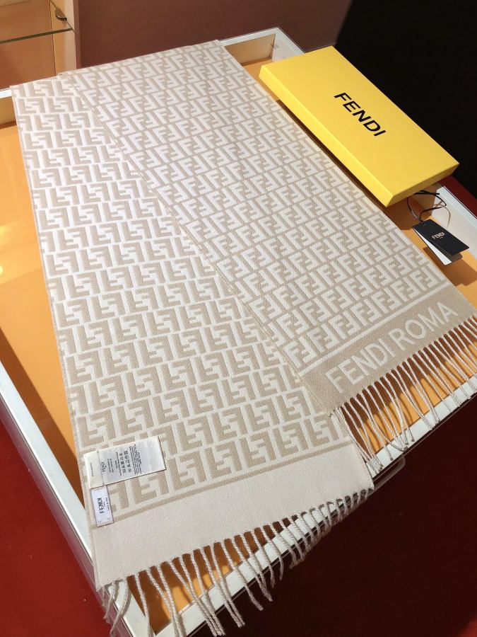 Fendi scarf RFD2409 FENDI FF 32 X200cm 80% 20% — 1:1 Replica — photo 3