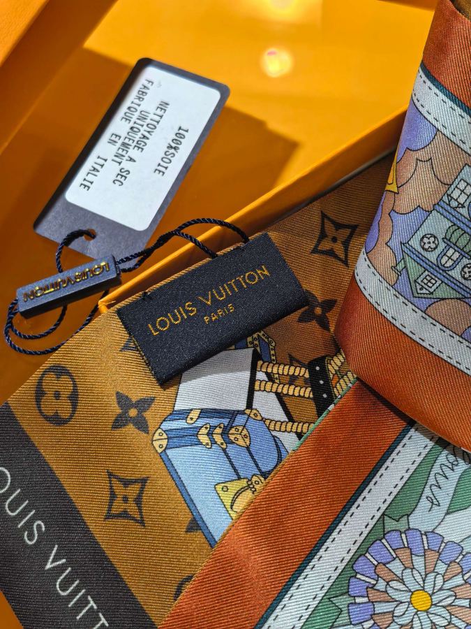 LV scarf PLV2501 LV Journey Monogram 8 X120cm 100% — AAA Quality Replica — photo 6