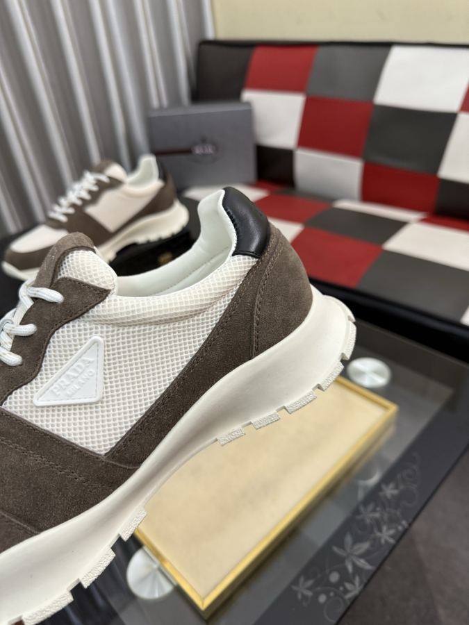 Фабрика женской обуви Prada⌚ ⌚ Prada — photo 7