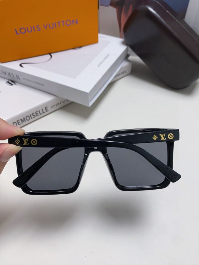 LV glasses LV sunglasses Men’s sunglasses Female sunglasses Good-looking, super elegant on the — 1:1 Replica For Sale — photo 5