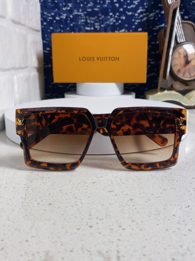 Óculos LV Louis Vuitton 2025 Newins LV Novo — photo 10