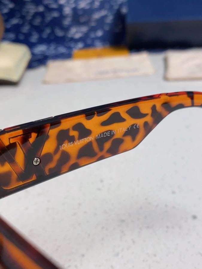 Óculos LV Louis Vuitton 2025 Newins LV Novo — photo 9