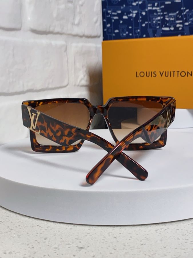 Óculos LV Louis Vuitton 2025 Newins LV Novo — photo 4