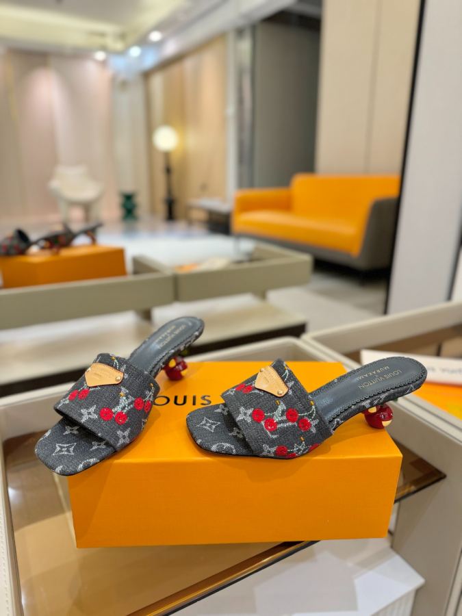 LV women's shoes Louis Vuitton 2025 Series 1 — AAA Quality Replica — photo 6