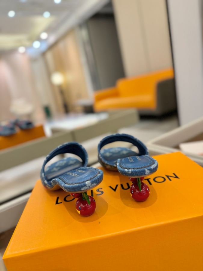 LV women's shoes Louis Vuitton 2025 1:1 — photo 7