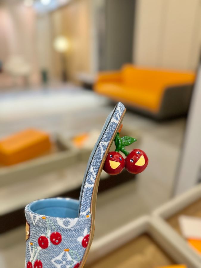 LV women's shoes Louis Vuitton 2025 1:1 — photo 9