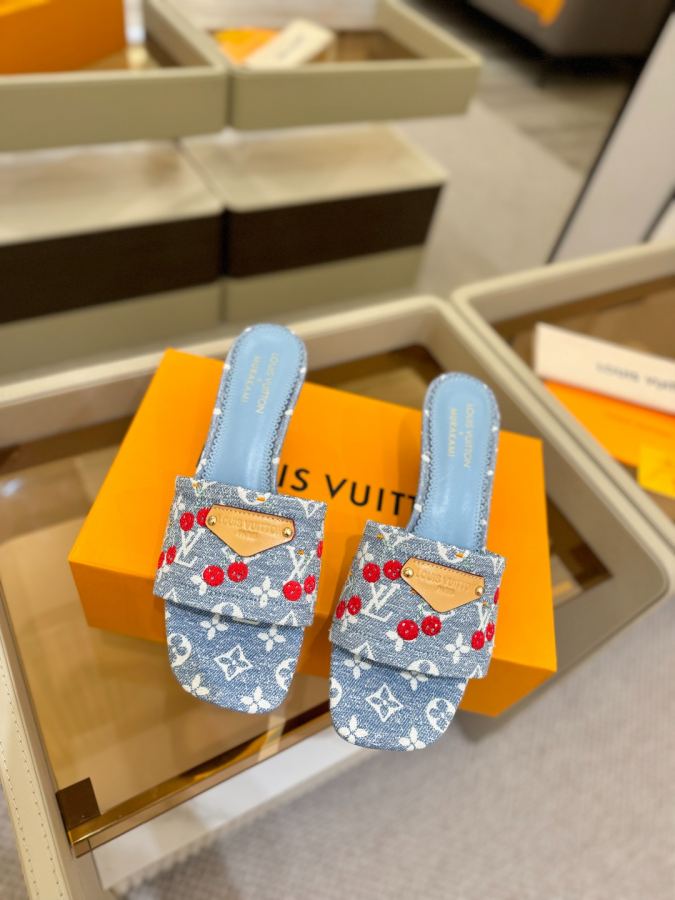 LV women's shoes Louis Vuitton 2025 1:1 — photo 4