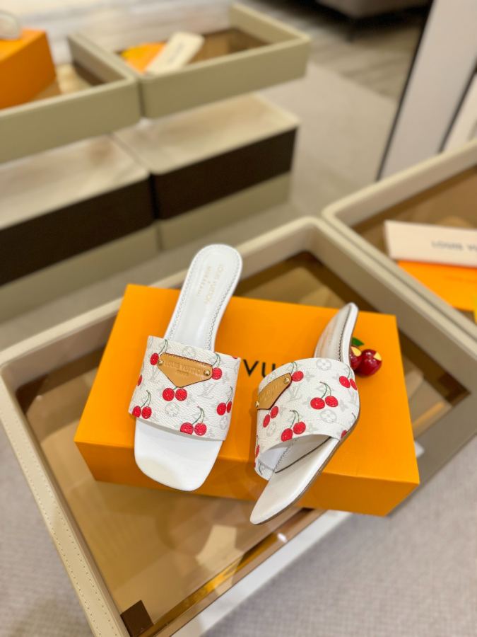 LV women's shoes Louis Vuitton 2025 1:1 — photo 5