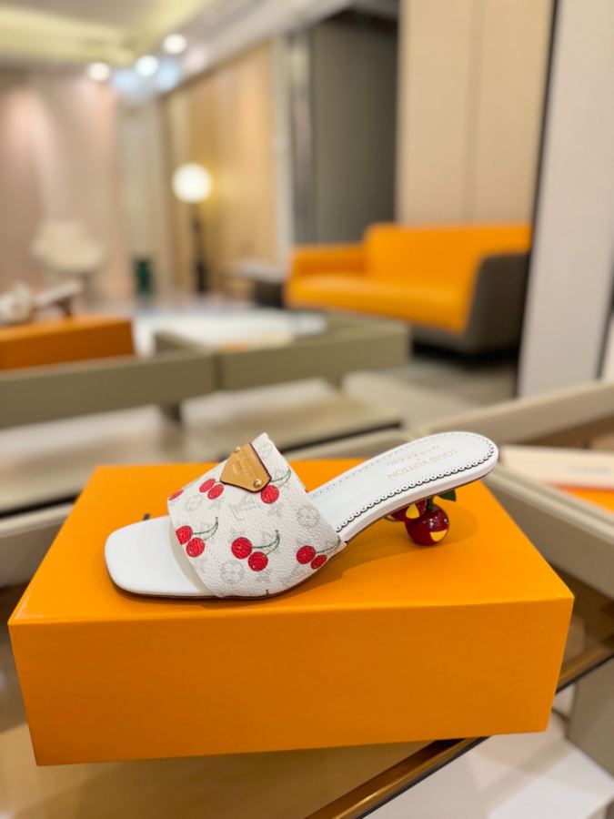 LV women's shoes Louis Vuitton 2025 1:1
