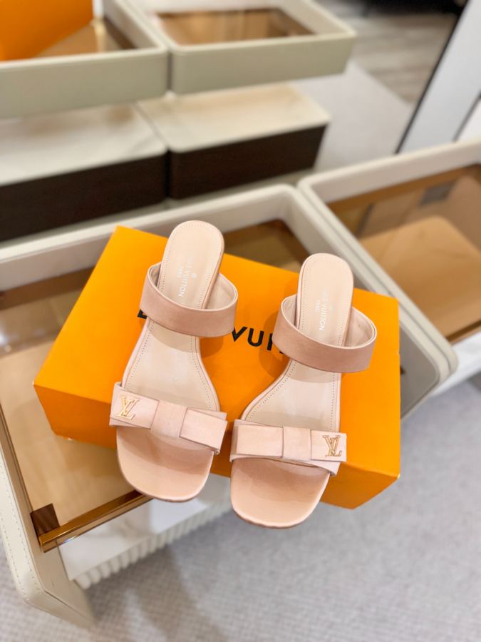 LV women's shoes Official website early spring series! Perfect last shape, — Premium Replica — photo 4