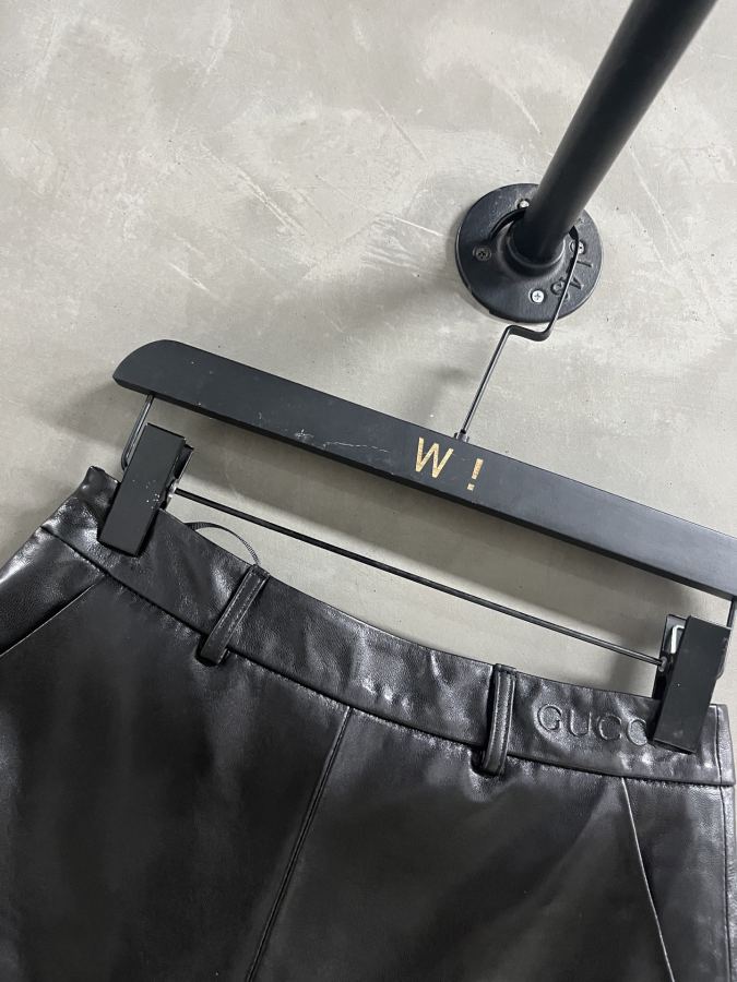 Gucci Women Introduction to Gucci | 2026 Spring New Products: The best old-money style shorts this — 1:1 Replica For Sale — photo 4