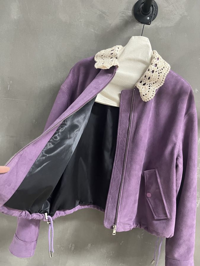 Miumiu Women Introduction｜2026 Spring New Products The best outerwear items of this season! Classic — 1:1 Replica For Sale — photo 3