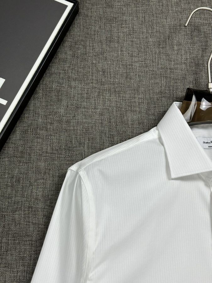 Ferragamo men classic business casual shirt with figure-shaped collar, high count, dark pattern, — AAA Quality Replica — photo 5