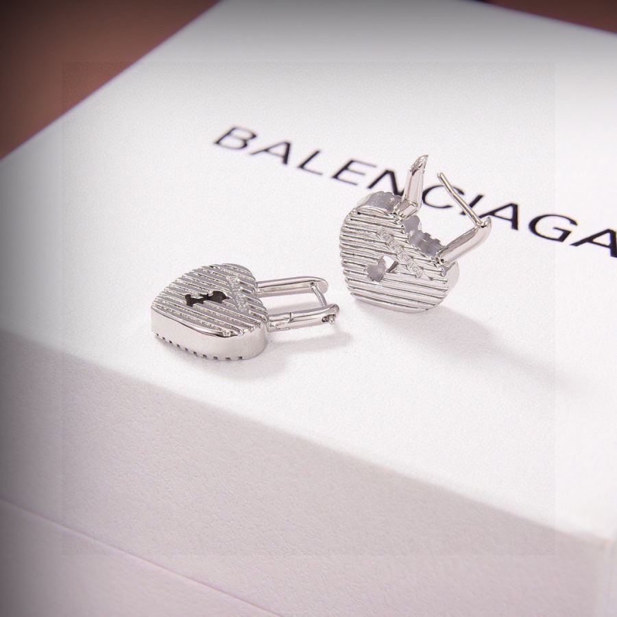Balenciaga Jewelry Balenciaga New 18k — AAA Quality Replica — photo 3