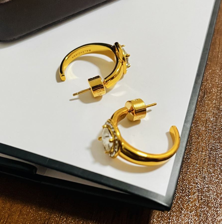Balenciaga Jewelry Balenciaga New 18k — 1:1 Replica For Sale — photo 4
