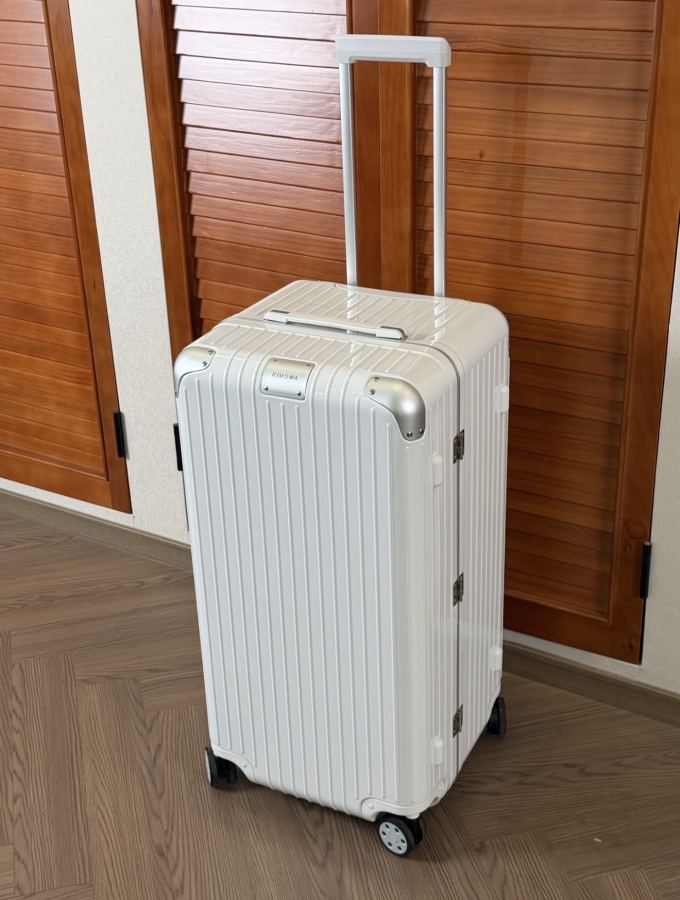 suitcase RIMOW | w Hybird Series — 1:1 Replica For Sale — photo 3