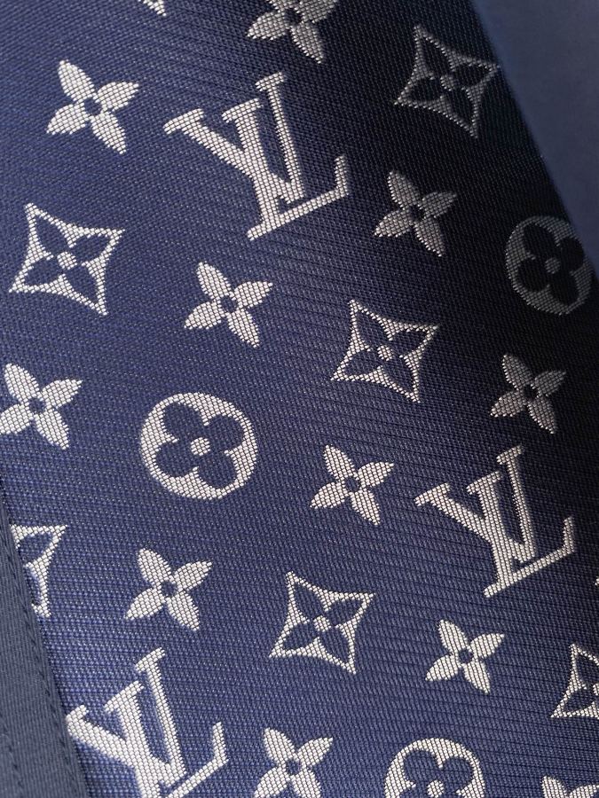 LV men New Arrival LV logo 2026ss New Arrival M XXXL — 1:1 Replica For Sale — photo 4