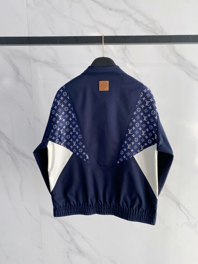LV men New Arrival LV logo 2026ss New Arrival M XXXL — 1:1 Replica For Sale — photo 9