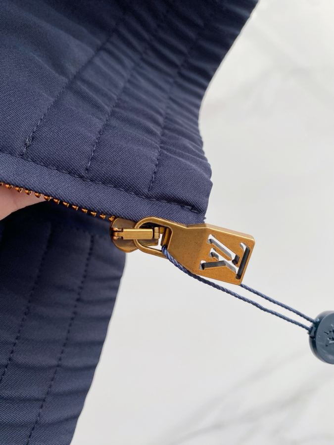 LV men New Arrival LV logo 2026ss New Arrival M XXXL — 1:1 Replica For Sale — photo 6