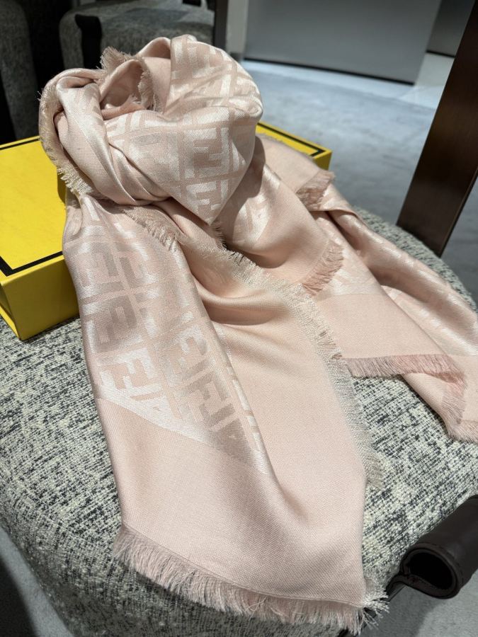 Шарф Fendi 𝐅𝐞𝐧𝐝𝐢 25Новинка «Жаккардовая шаль FF Lureur» — photo 6