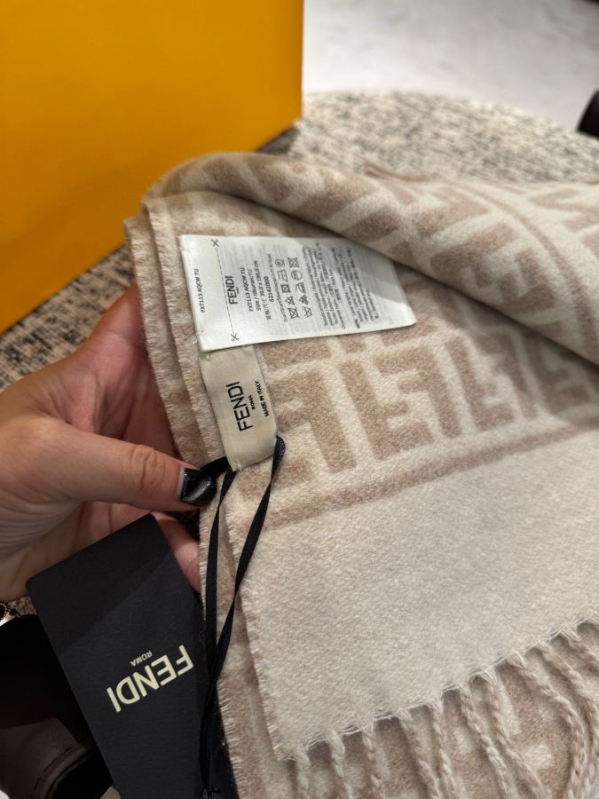 Fendi scarf Fendi FF Up genuine ＋ 80% 20% 30x180‘ — 1:1 Replica For Sale — photo 5