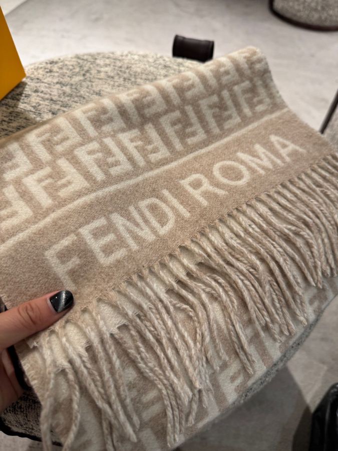 Fendi scarf Fendi FF Up genuine ＋ 80% 20% 30x180‘ — 1:1 Replica For Sale — photo 4