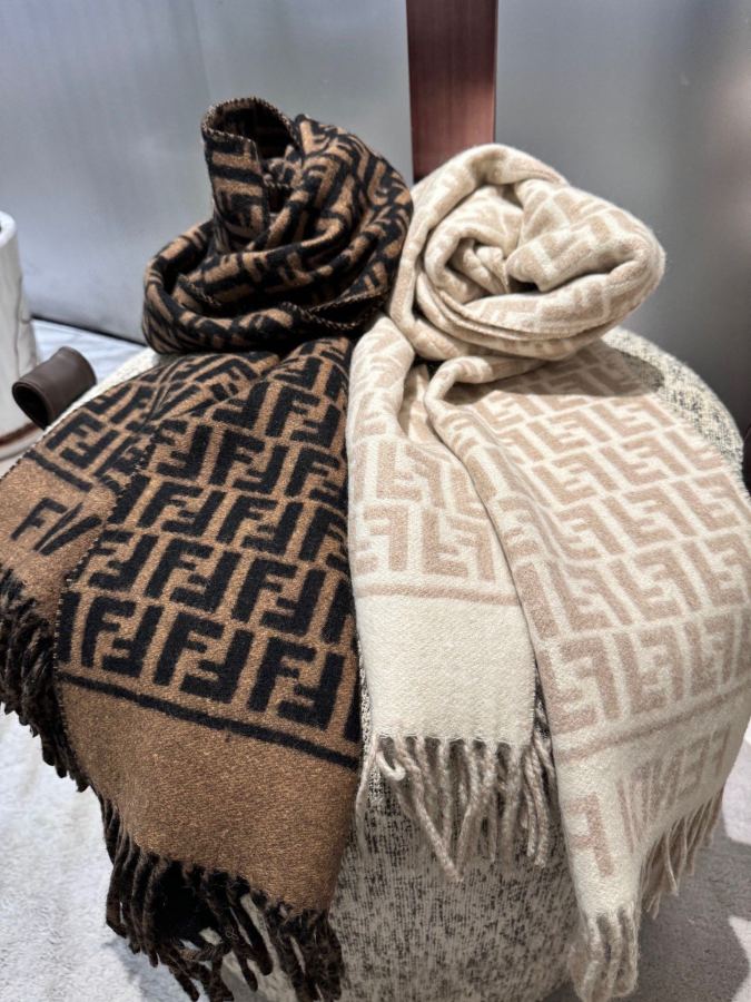 Fendi scarf Fendi FF Up genuine ＋ 80% 20% 30x180‘ — 1:1 Replica For Sale — photo 9