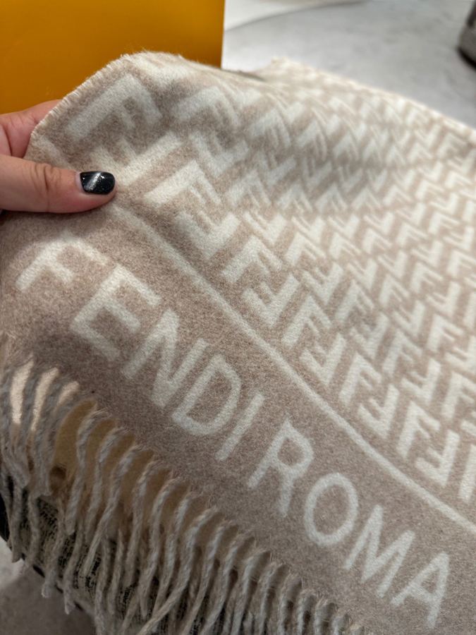 Fendi scarf Fendi FF Up genuine ＋ 80% 20% 30x180‘ — 1:1 Replica For Sale — photo 7
