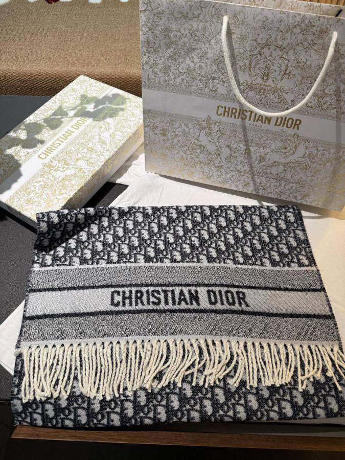 Dior scarf Dior New Oblique Dior Oblique “CHRISTIAN DIOR” Oblique — Premium Replica — photo 3