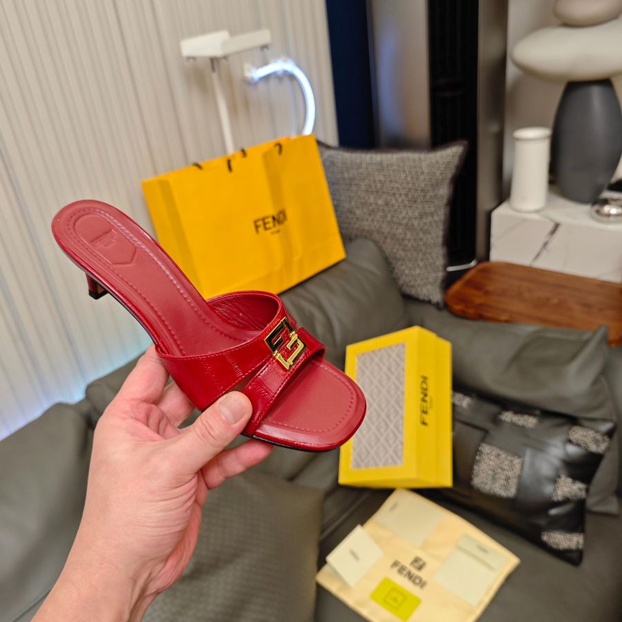 Fendi women's shoes Special sale at a loss on inventory: red 36/2 37/1 39/2. — Premium Replica — photo 9