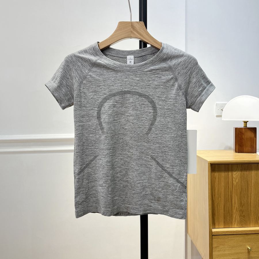 Lulu T-shirt Lululemon Swiftly Tech Women's T 2 0 — 1:1 Replica — photo 4