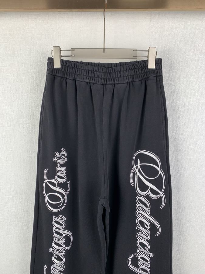 BALENCIAGA men Balenciaga | 3 B FOOTBALL BAGGY — Premium Replica — photo 2