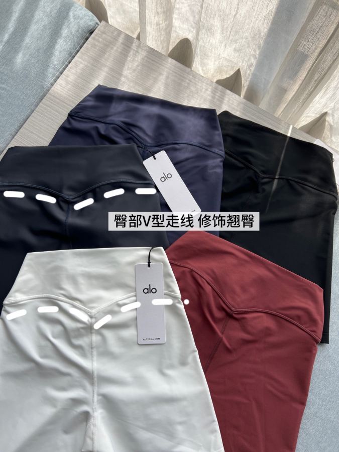 Alo Shorts Aloyoga Women's — 1:1 Replica — photo 4
