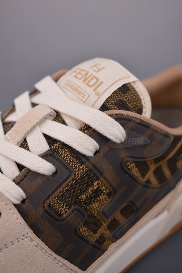 Fendi women's shoes Local self-pickup terminal in store — AAA Quality Replica — photo 7