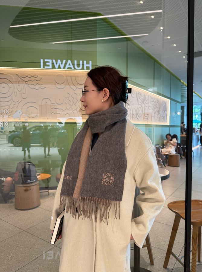 Loewe skjerf Loewe 】, loewe logo:30x180cm — photo 2
