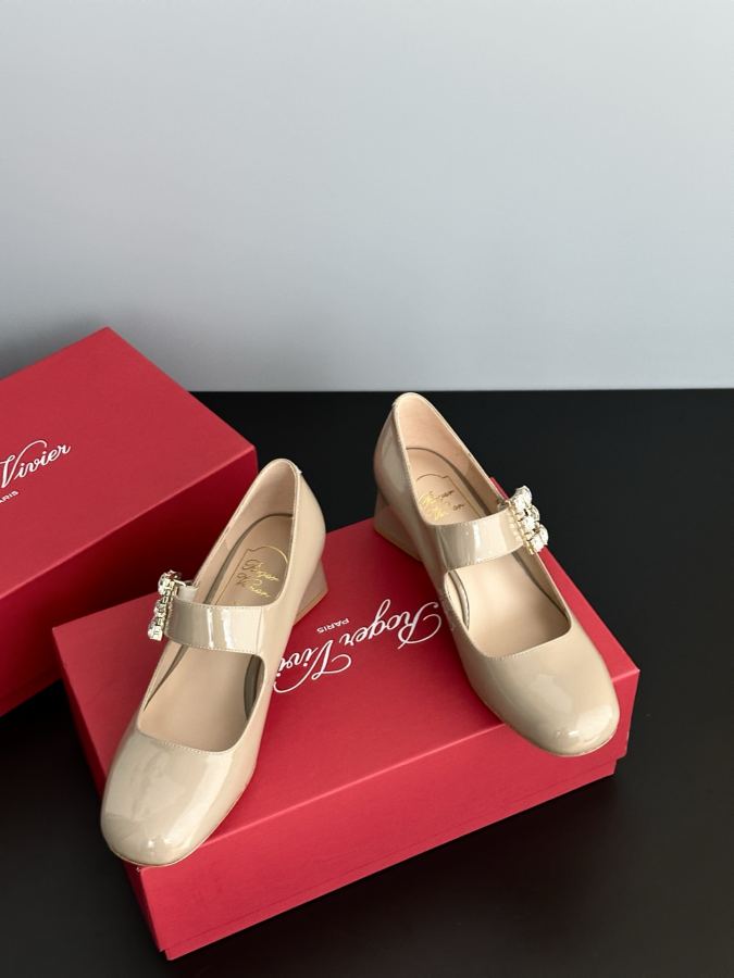 RV women's shoes Roger Vivie* — AAA Quality Replica — photo 5