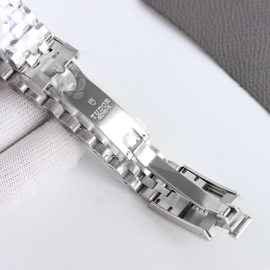 Tudor Watches DIF Tudor case Tudor “T-fit” 8 bracelet case 41mm watch — 1:1 Replica — photo 9