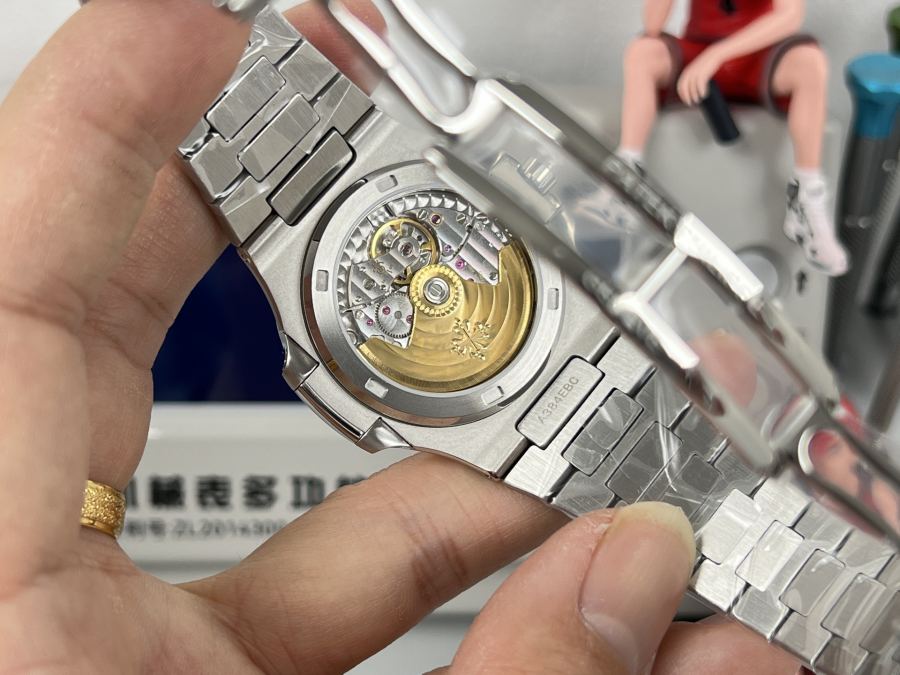 Patek Philippe Watches PATEK PHILIPPE】Patek Philippe 5711/1 A PDF factory replica 5711 — photo 8