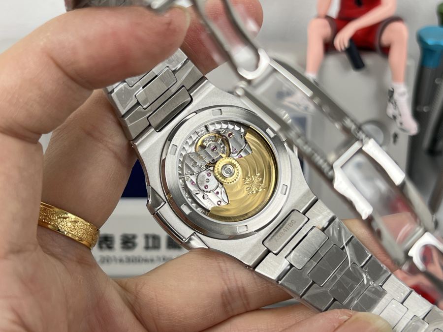 Patek Philippe Watches PATEK PHILIPPE】Patek Philippe 5711/1 A PDF factory replica 5711 — photo 8