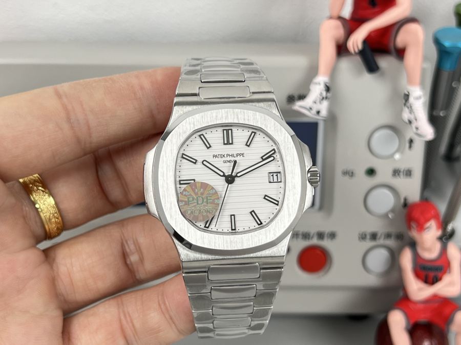 Patek Philippe Watches PATEK PHILIPPE】Patek Philippe 5711/1 A PDF factory replica 5711 — photo 2